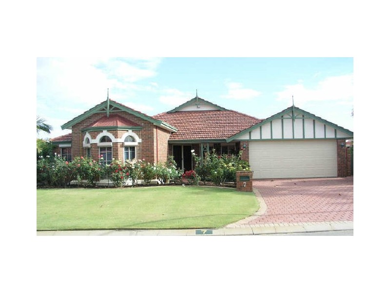 7 Tucker Court, Canning Vale WA 6155