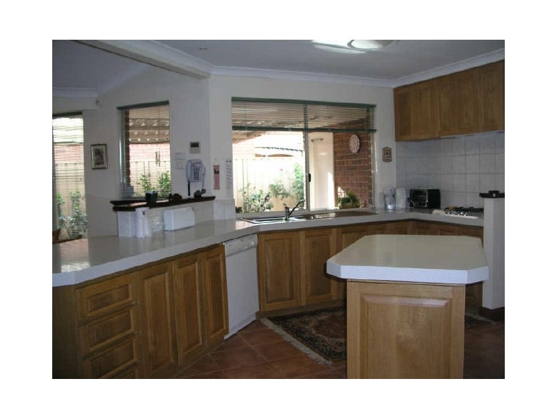 7 Tucker Court, Canning Vale WA 6155