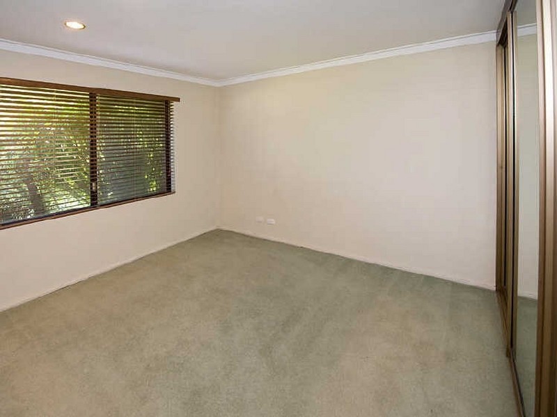 15 Chevalier Way, Thornlie WA 6108