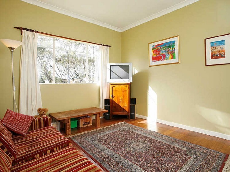 11 Cunningham Road, Oakford WA 6121