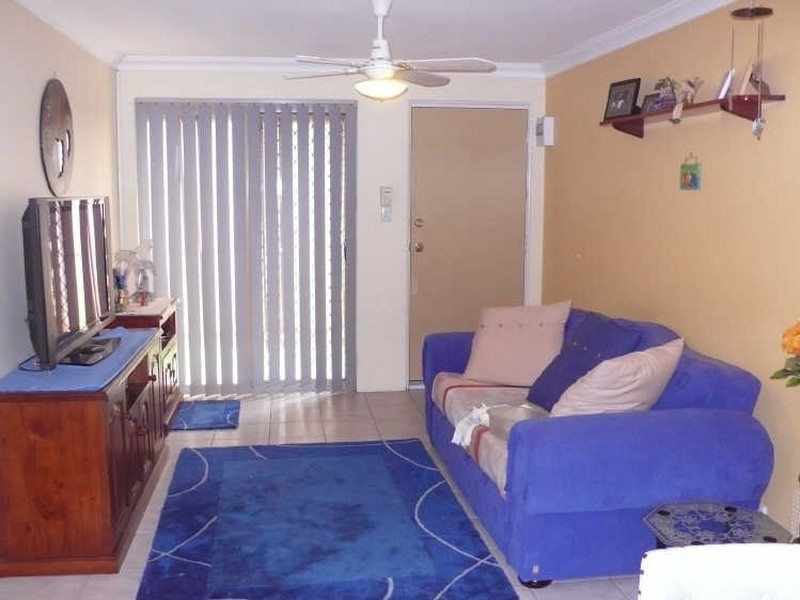 5/208 Burslem Drive, Maddington WA 6109