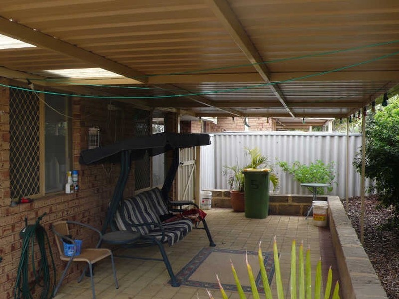 5/208 Burslem Drive, Maddington WA 6109