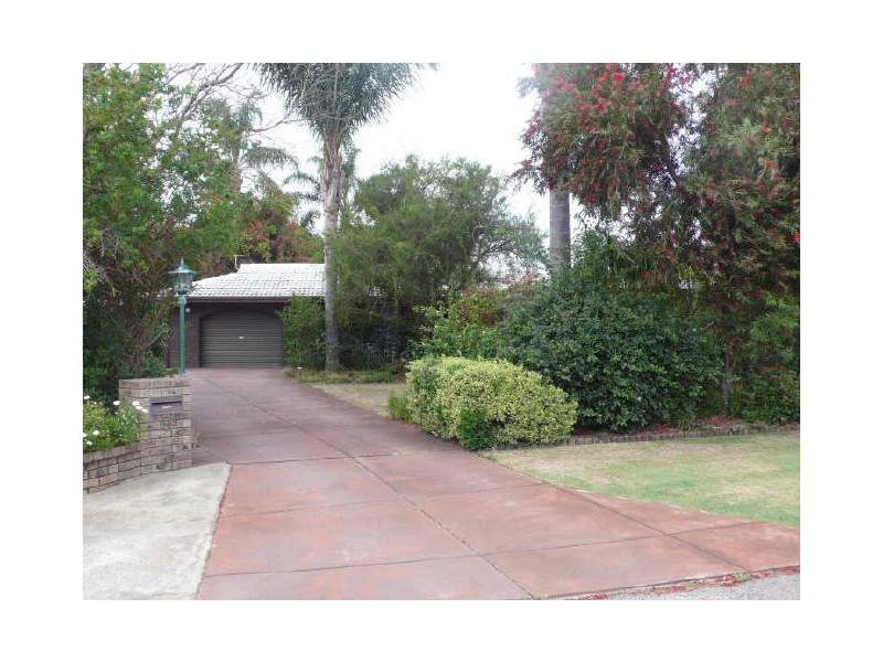 9 Sloan Court, Thornlie WA 6108