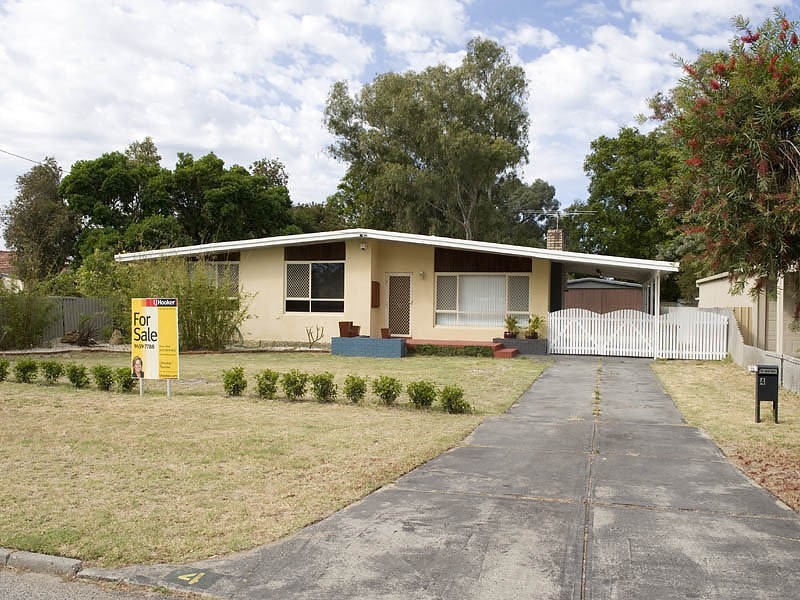4 Belyea Street, Gosnells WA 6110