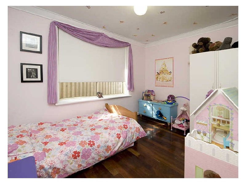 4 Belyea Street, Gosnells WA 6110