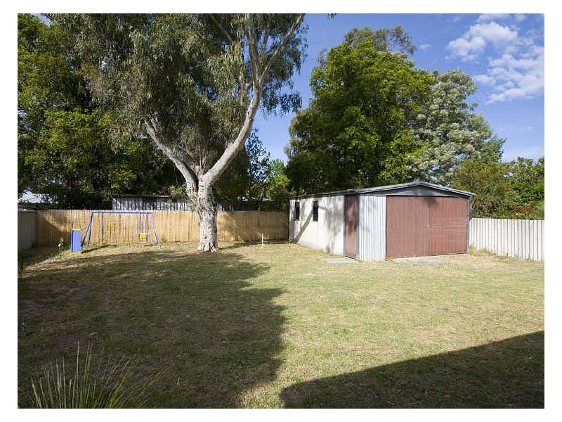 4 Belyea Street, Gosnells WA 6110