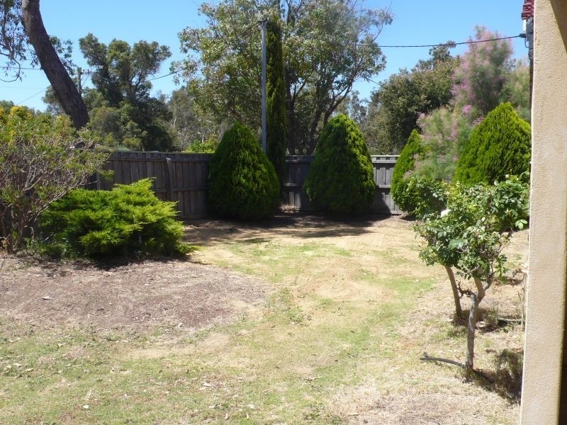 9 Ilford Place, Thornlie WA 6108