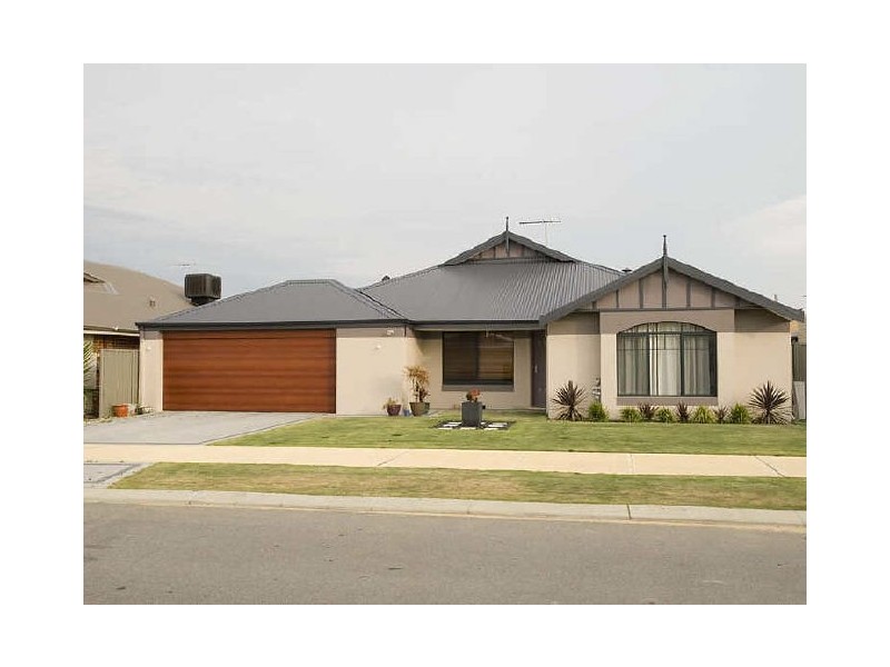 13 Sheldon Street, Piara Waters WA 6112