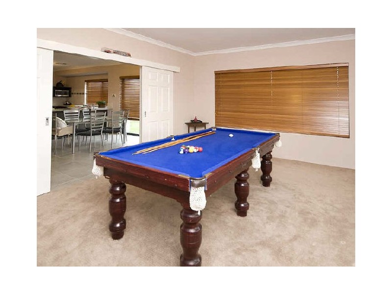 13 Sheldon Street, Piara Waters WA 6112