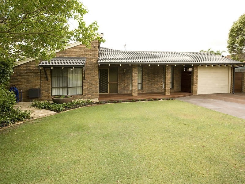 36 Kingsford Way, Huntingdale WA 6110