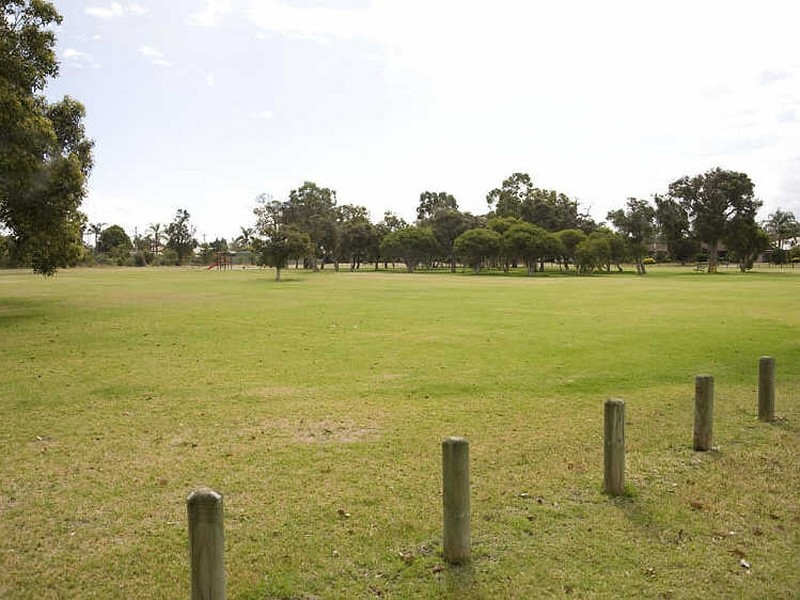36 Kingsford Way, Huntingdale WA 6110