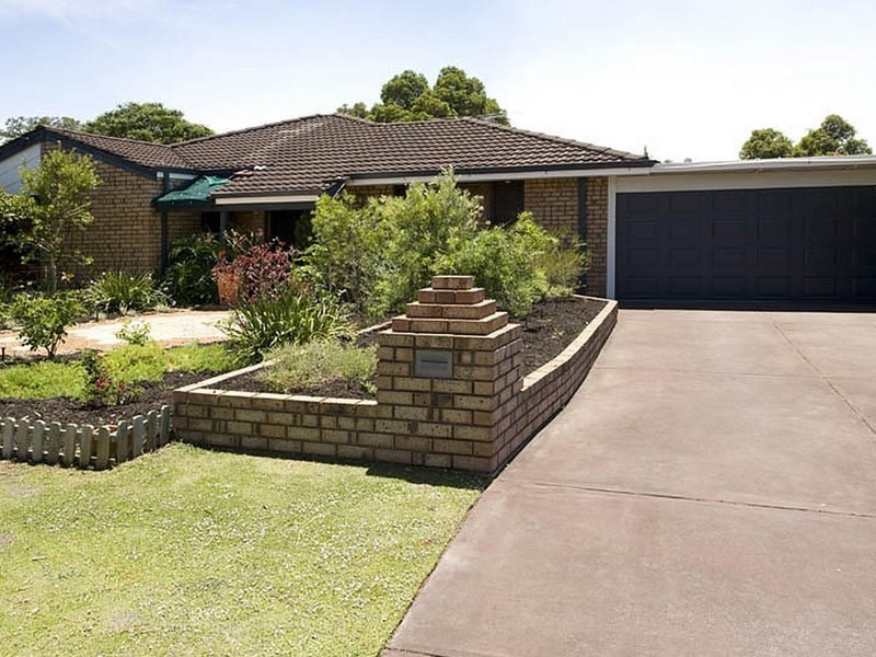 32 Rusthall Way, Huntingdale WA 6110