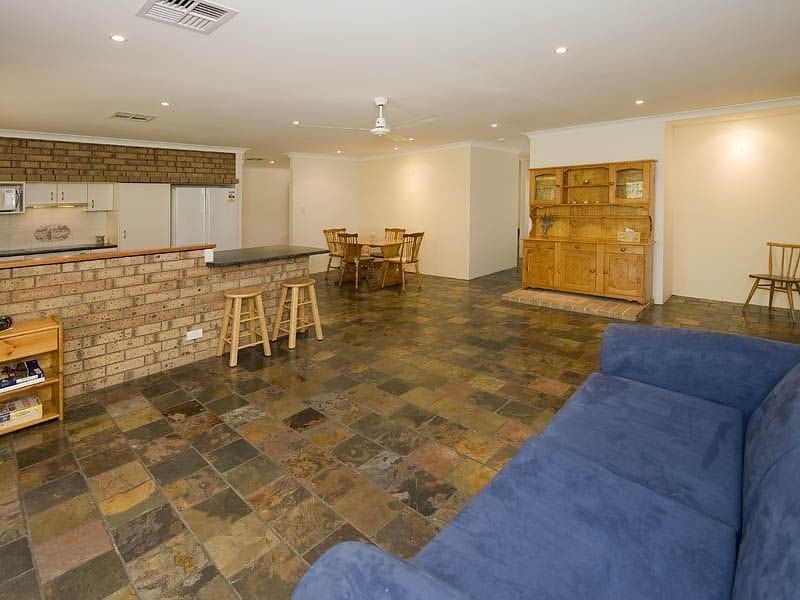 32 Rusthall Way, Huntingdale WA 6110