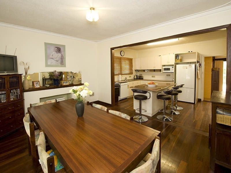 28 Wicklow Street, Thornlie WA 6108