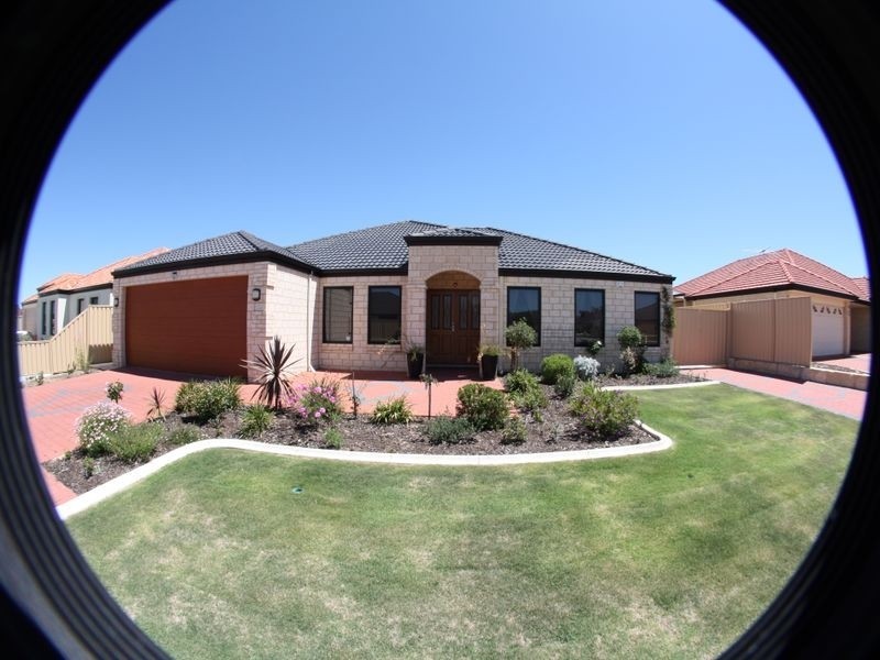 27 Cromarty Gardens, Canning Vale WA 6155