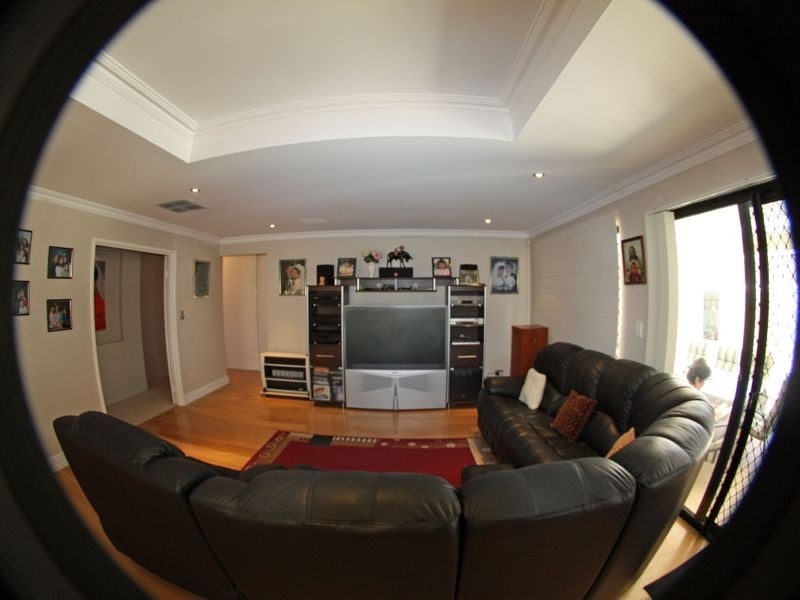 27 Cromarty Gardens, Canning Vale WA 6155