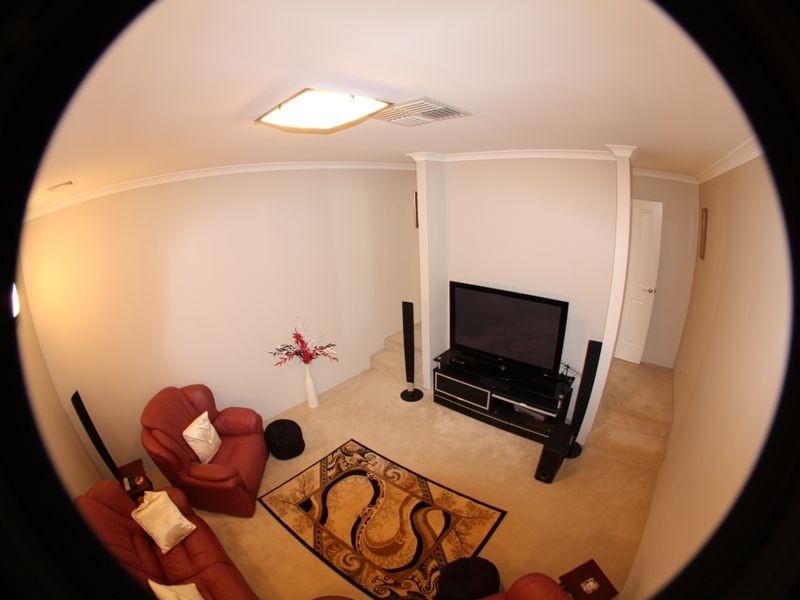 27 Cromarty Gardens, Canning Vale WA 6155