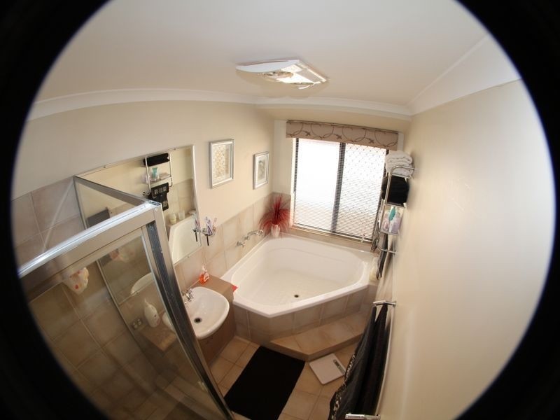 27 Cromarty Gardens, Canning Vale WA 6155