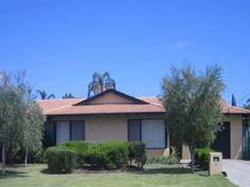 91 Queensville Avenue, Lynwood WA 6147