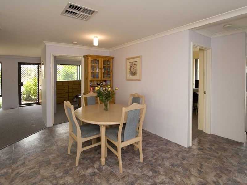 10 Dilebert Road, Huntingdale WA 6110