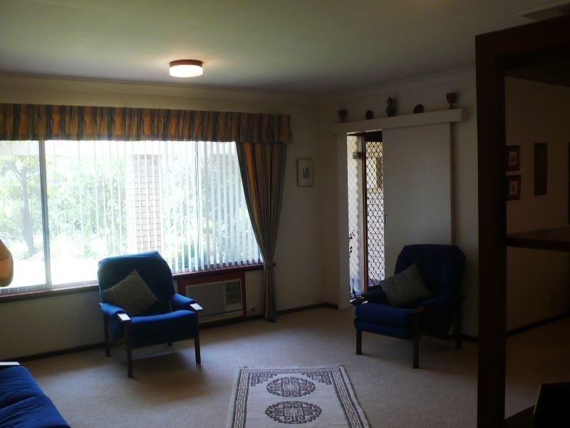 1 Sheldwich Street, Thornlie WA 6108