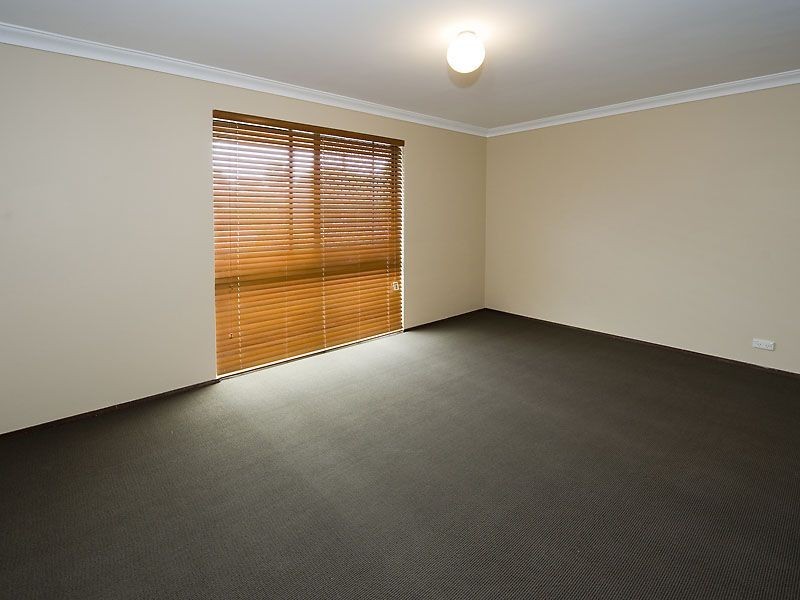13 Rushbrook Way, Thornlie WA 6108