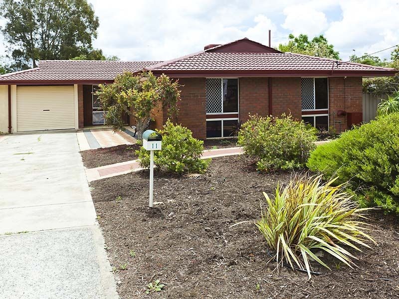 11 Rushbrook Way, Thornlie WA 6108