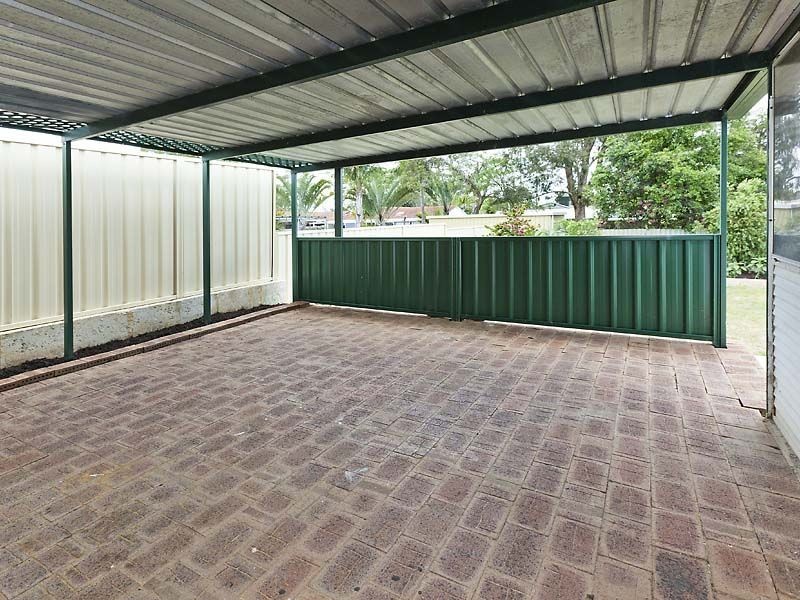11 Rushbrook Way, Thornlie WA 6108