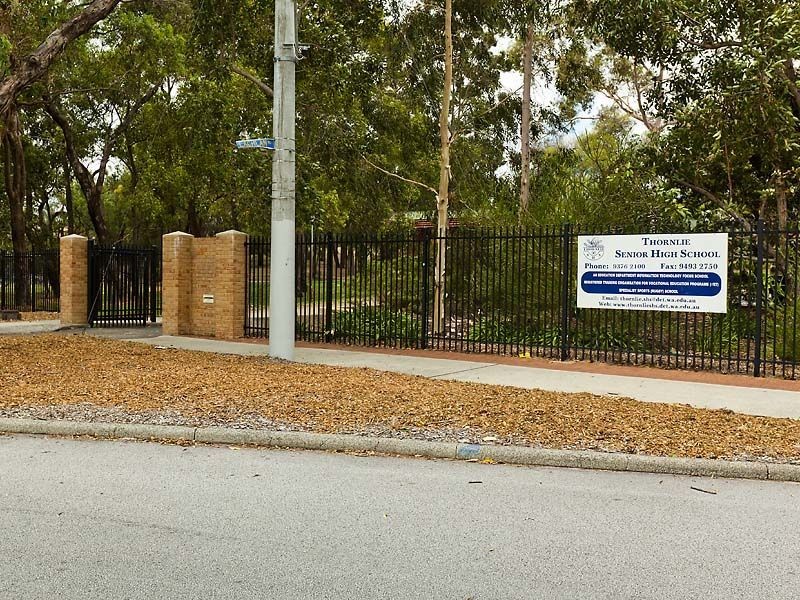 11 Rushbrook Way, Thornlie WA 6108
