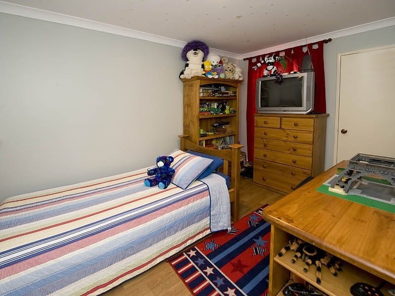3 Blakemore Retreat, Huntingdale WA 6110