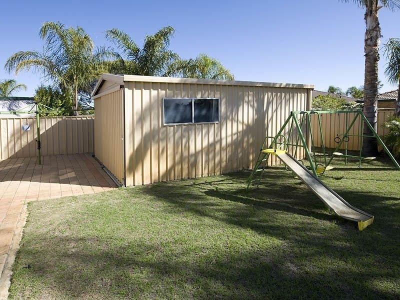 3 Blakemore Retreat, Huntingdale WA 6110