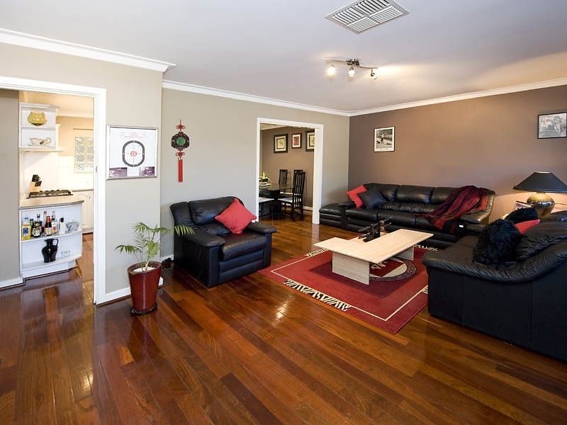 26 Anderson Way, Thornlie WA 6108