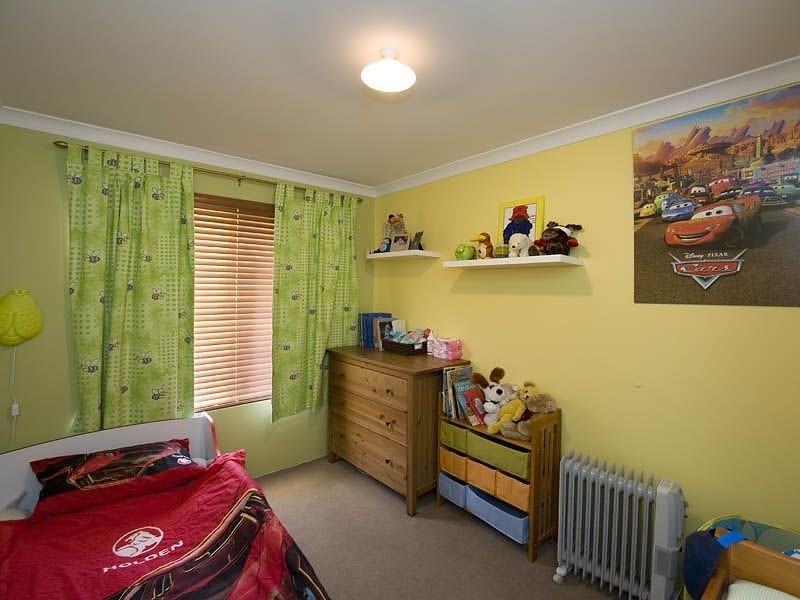 26 Fortescue Bend, Gosnells WA 6110