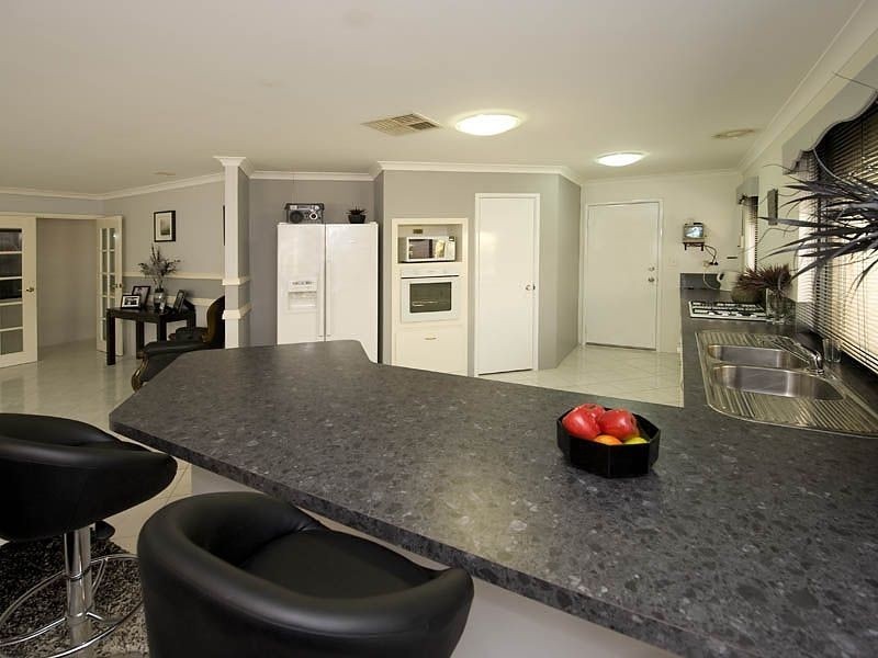 1 Windich Lane, Canning Vale WA 6155