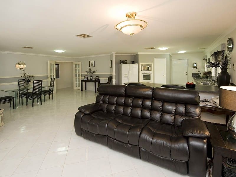 1 Windich Lane, Canning Vale WA 6155