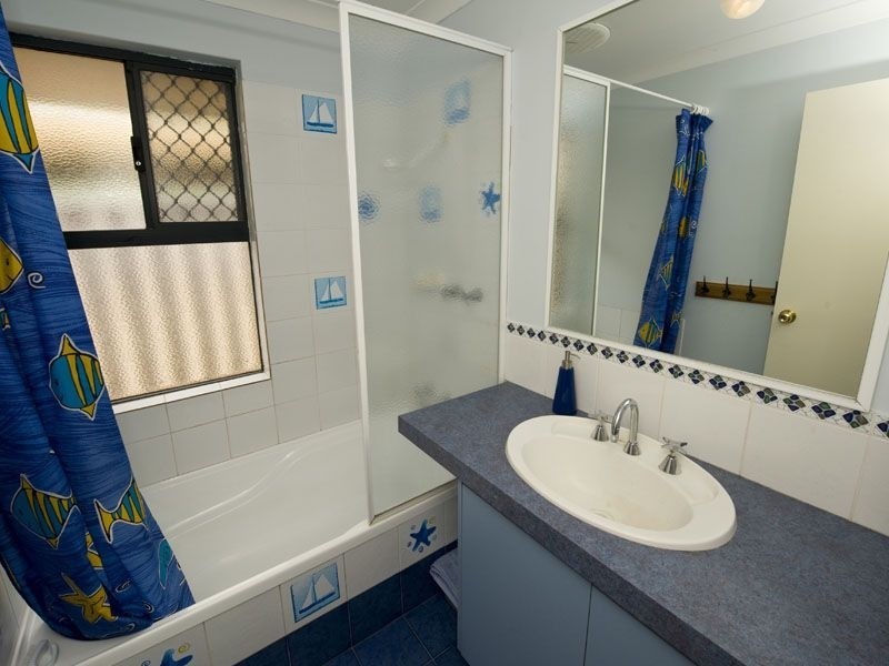 36 Salesian Court, Queens Park WA 6107