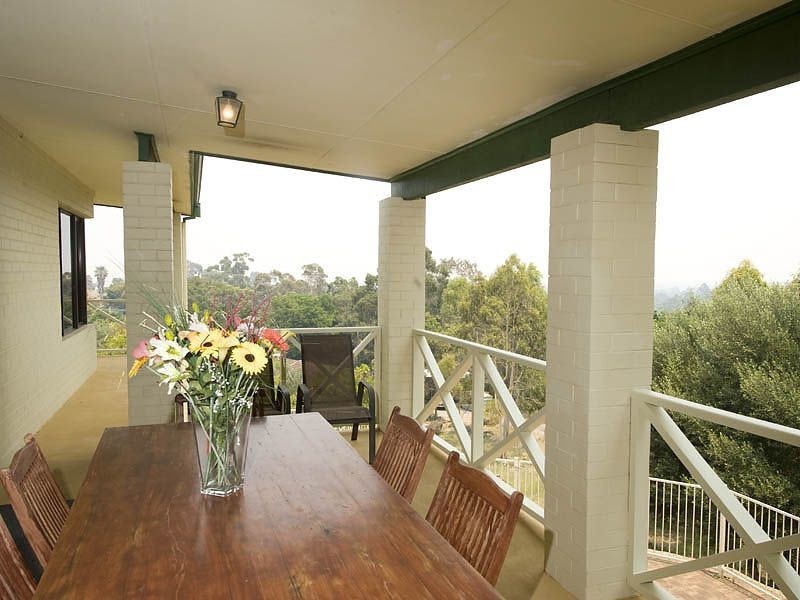 58 West Terrace, Kalamunda WA 6076