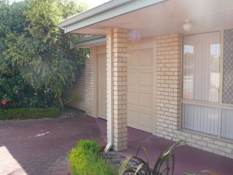 1/146 Corfield Street, Gosnells WA 6110