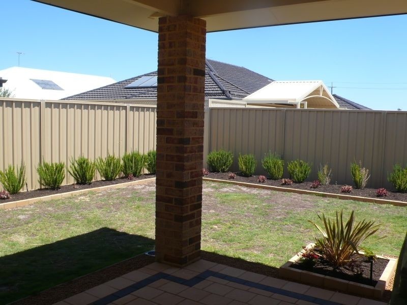 38 Baddesley Way, Canning Vale WA 6155