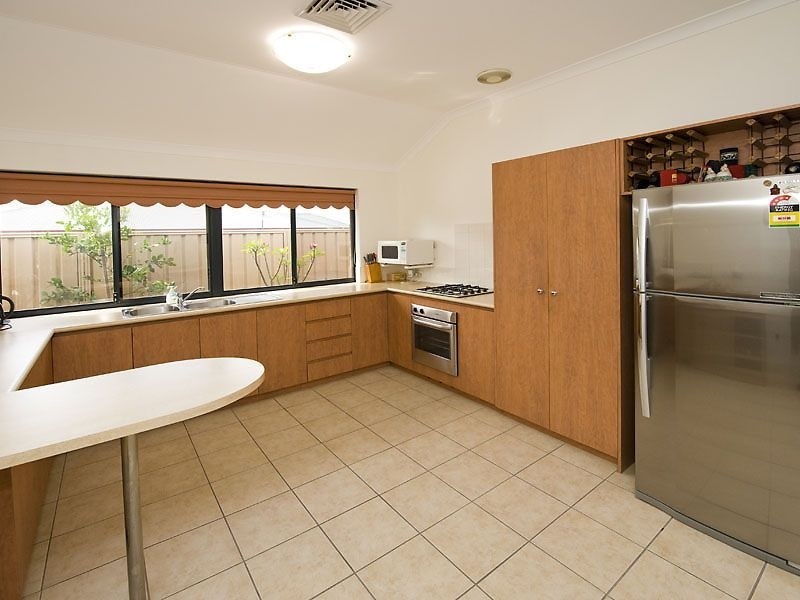 7 Caspian Terrace, Canning Vale WA 6155