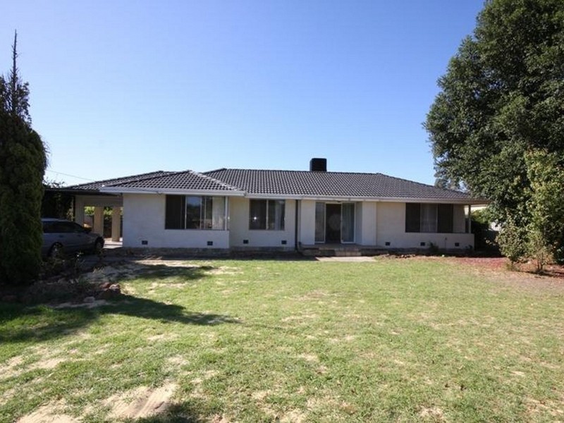 3 Gerald Street, Armadale WA 6112