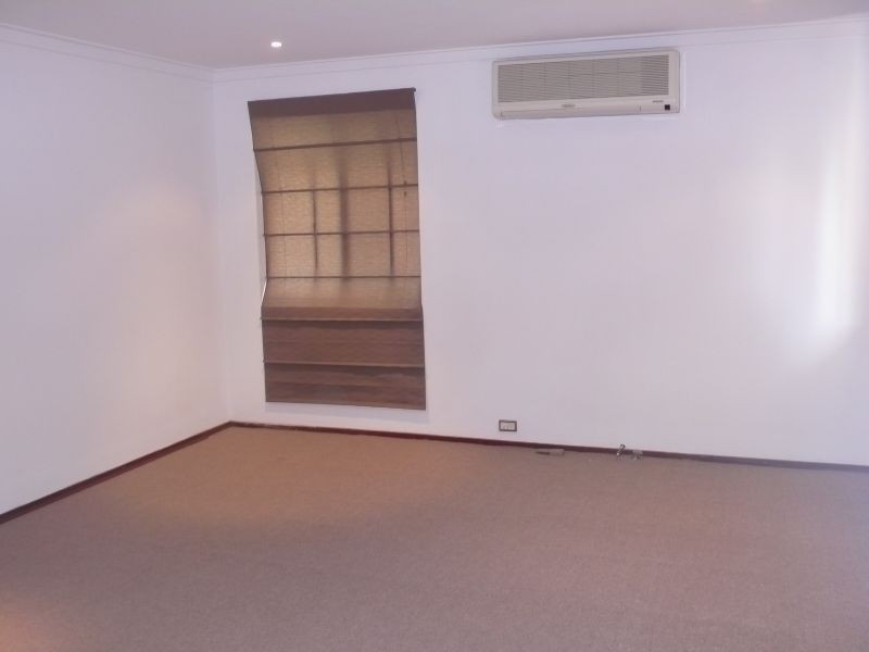 39 Cardington Way, Huntingdale WA 6110