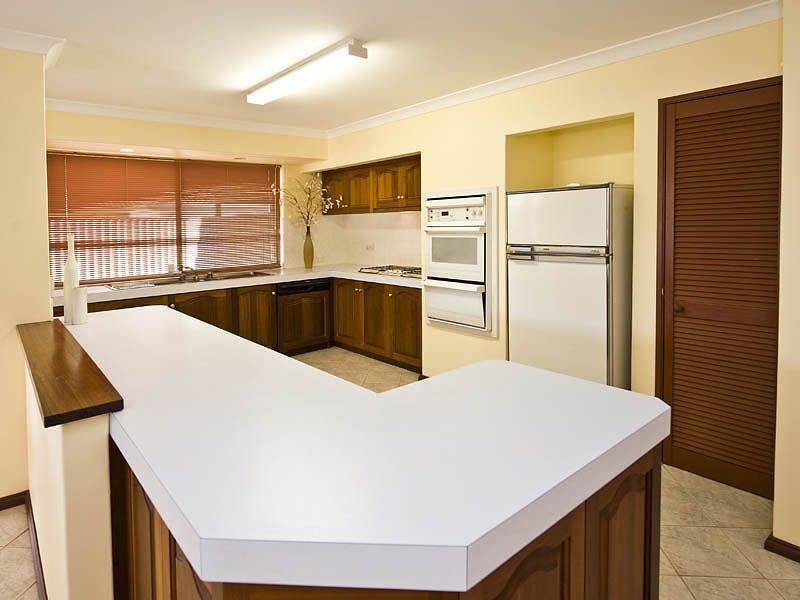 46 TeaTree Way, Thornlie WA 6108