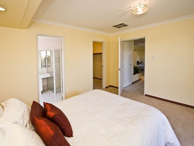 46 TeaTree Way, Thornlie WA 6108