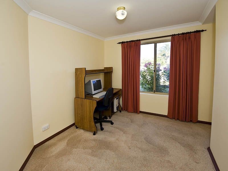 46 TeaTree Way, Thornlie WA 6108