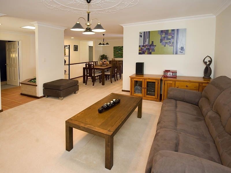 14 Bridal Crescent, Kenwick WA 6107