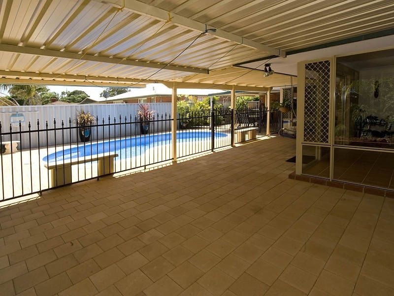 14 Bridal Crescent, Kenwick WA 6107