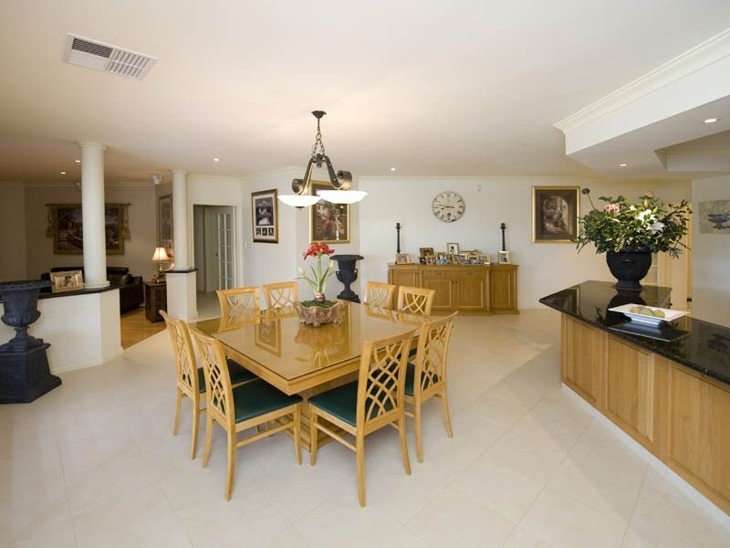 11 Santalum Retreat, Canning Vale WA 6155