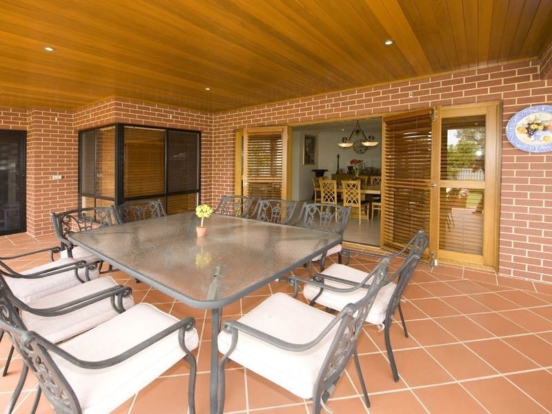 11 Santalum Retreat, Canning Vale WA 6155