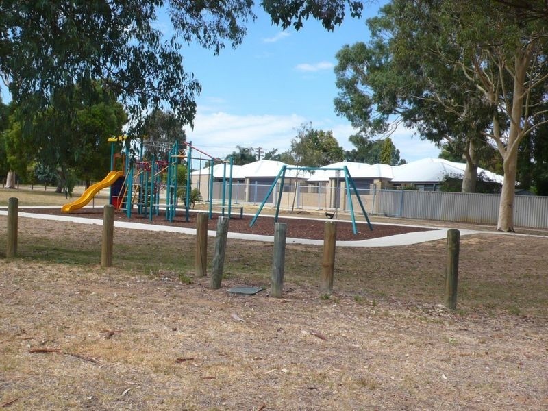 142 Owtram Street, Armadale WA 6112